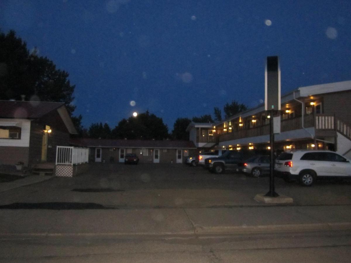 Viking Lamplighter Motel Exteriör bild